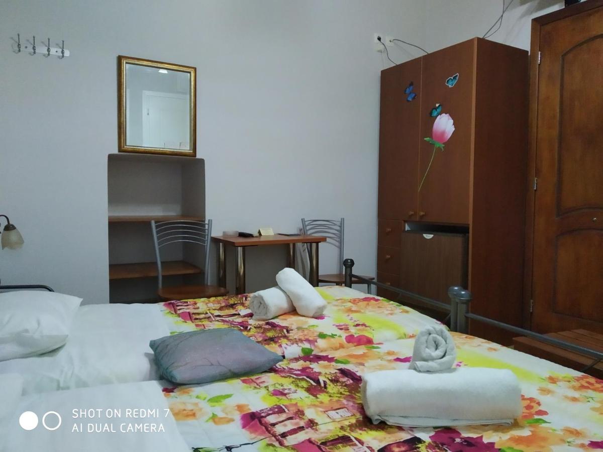 Hermoupoli Rooms Bagian luar foto